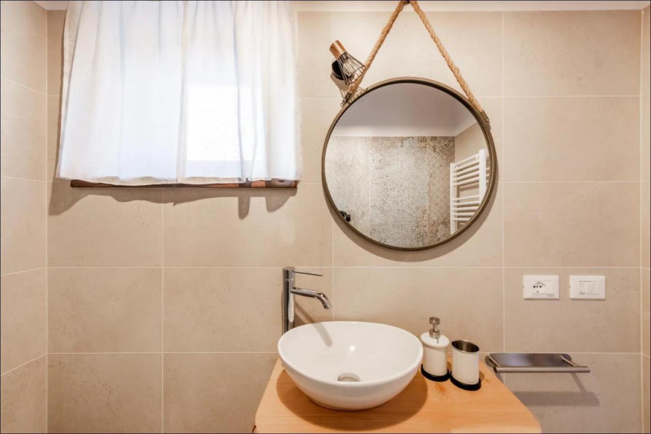 Casa Nostra - Garda Rooms Cavalcaselle Luaran gambar