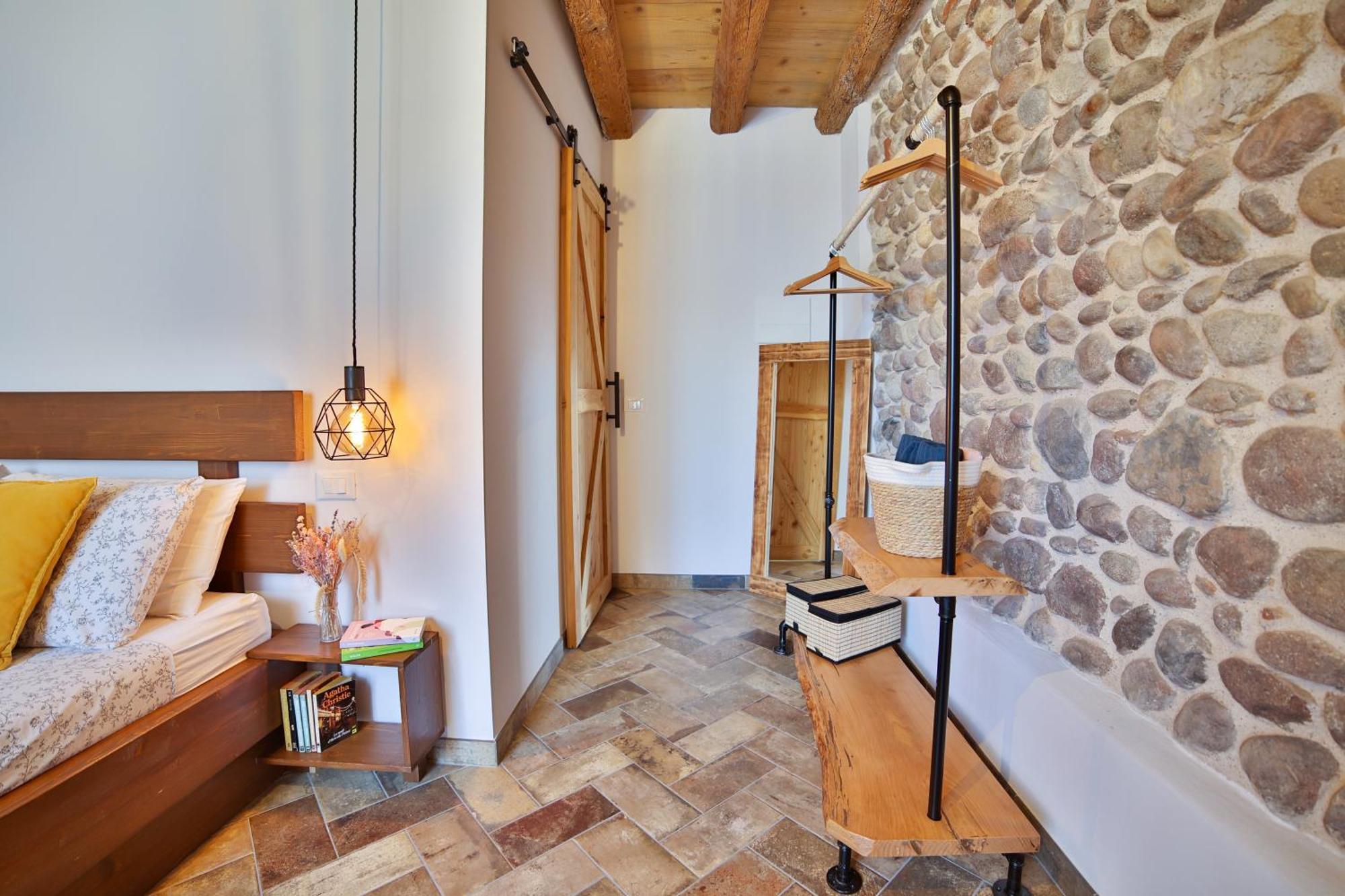 Casa Nostra - Garda Rooms Cavalcaselle Luaran gambar